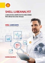 Photo de couverture de la brochure Shell LubeAnalyst : homme en blouse blanche
